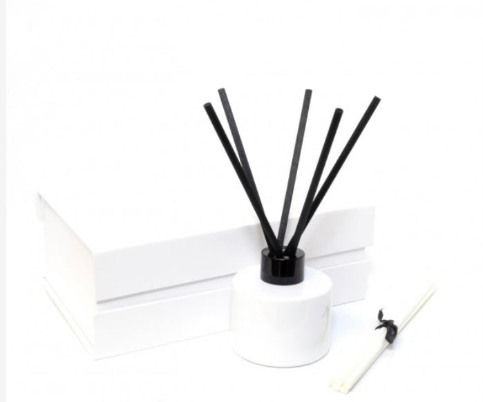 Classic Reed Diffuser White